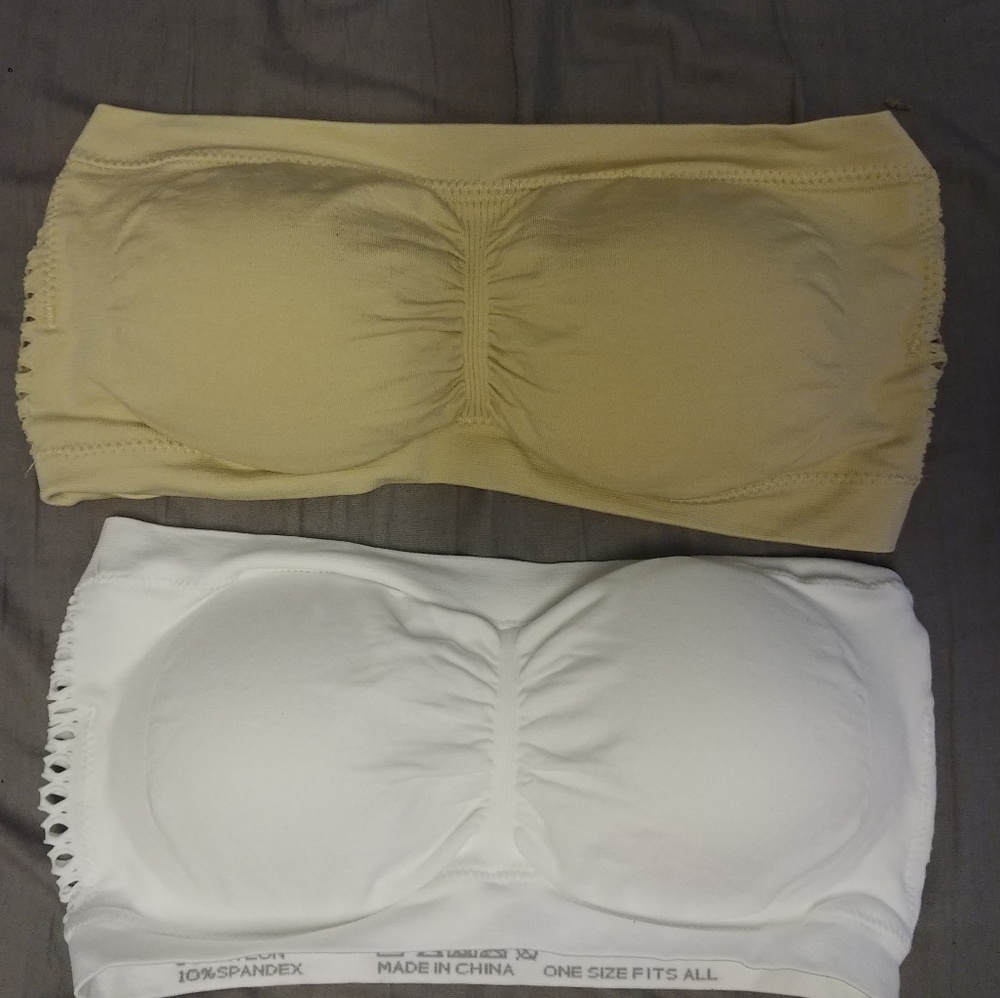2 strapless bras